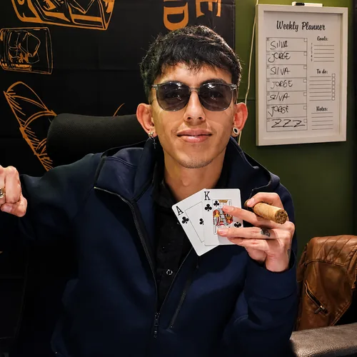 Juan Tike, campeón de Mambo Poker
